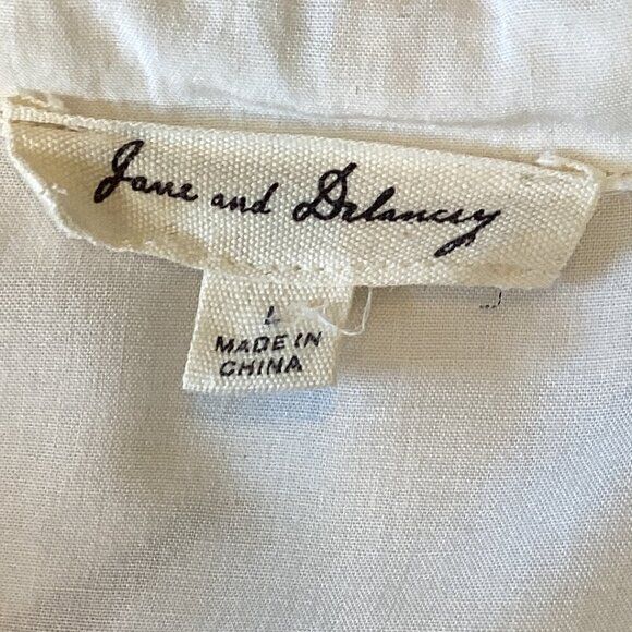 Jane and Delancey White Novelty Giraffe Print Button Down Tunic Top L #304D - Picture 8 of 10